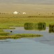 Descripción: El lago Song Kol es el mayor lago de agua dulce de Kirguistan. Esta a 3.016 m. y pertenece a la cuenca del Río Naryn afluente del Río Sir Daria