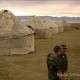 Descripción: El lago Song Kol es el mayor lago de agua dulce de Kirguistan. Esta a 3.016 m. y pertenece a la cuenca del Río Naryn afluente del Río Sir Daria