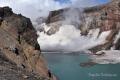 Es un estrato volcán que la caldera se encuentra a 1.829 metros. Es uno de los volcanes activos de Kamchatka