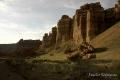 A seis horas de Almaty (Kazastan) de encuentra este impresionante cañon, por el que discurre el rio del mismo nombre que viene de las vecinas montañas de Thien shan.